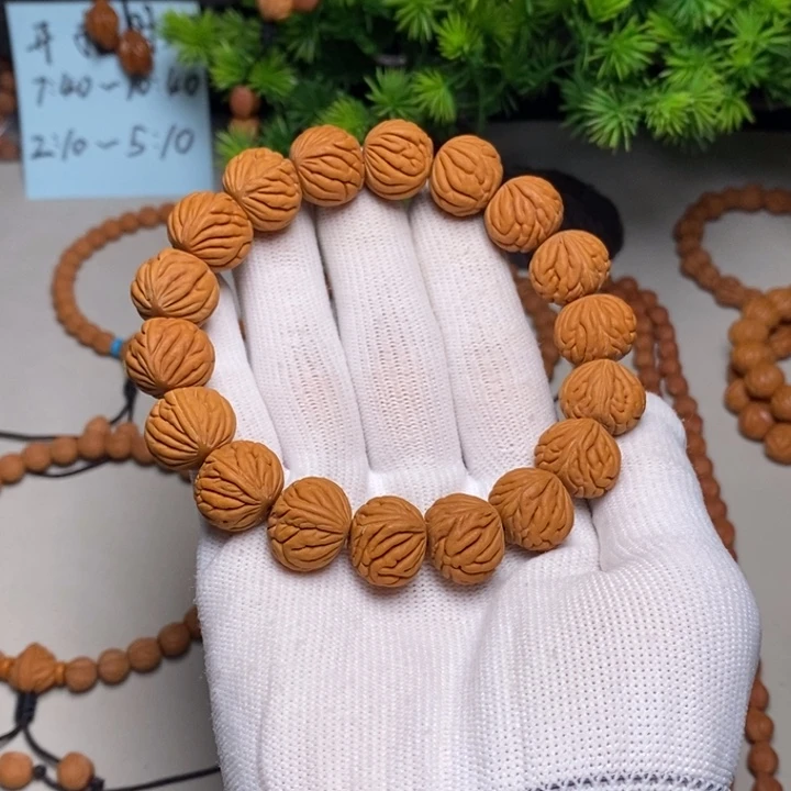 手串桃核柳叶龙手串