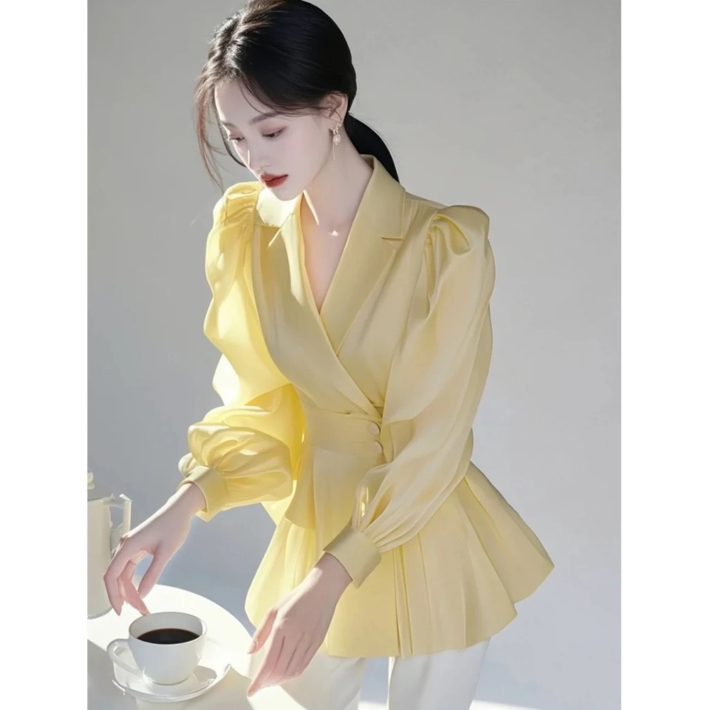 2025超火春季新款独特漂亮上衣法式气质轻奢高级感超好看黄色衬衫
