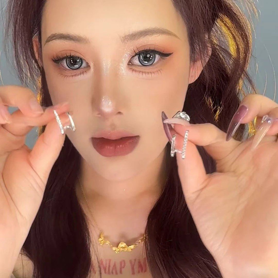 合金耳饰 小众设计感时尚女简约新款爆款轻奢个性耳饰气质耳钉