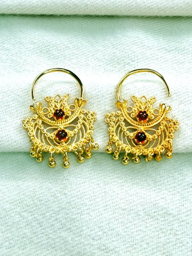 铜合金耳饰 新款耳环 قۇم ئالتۇن قىزىل كۆزلۈك زىرە