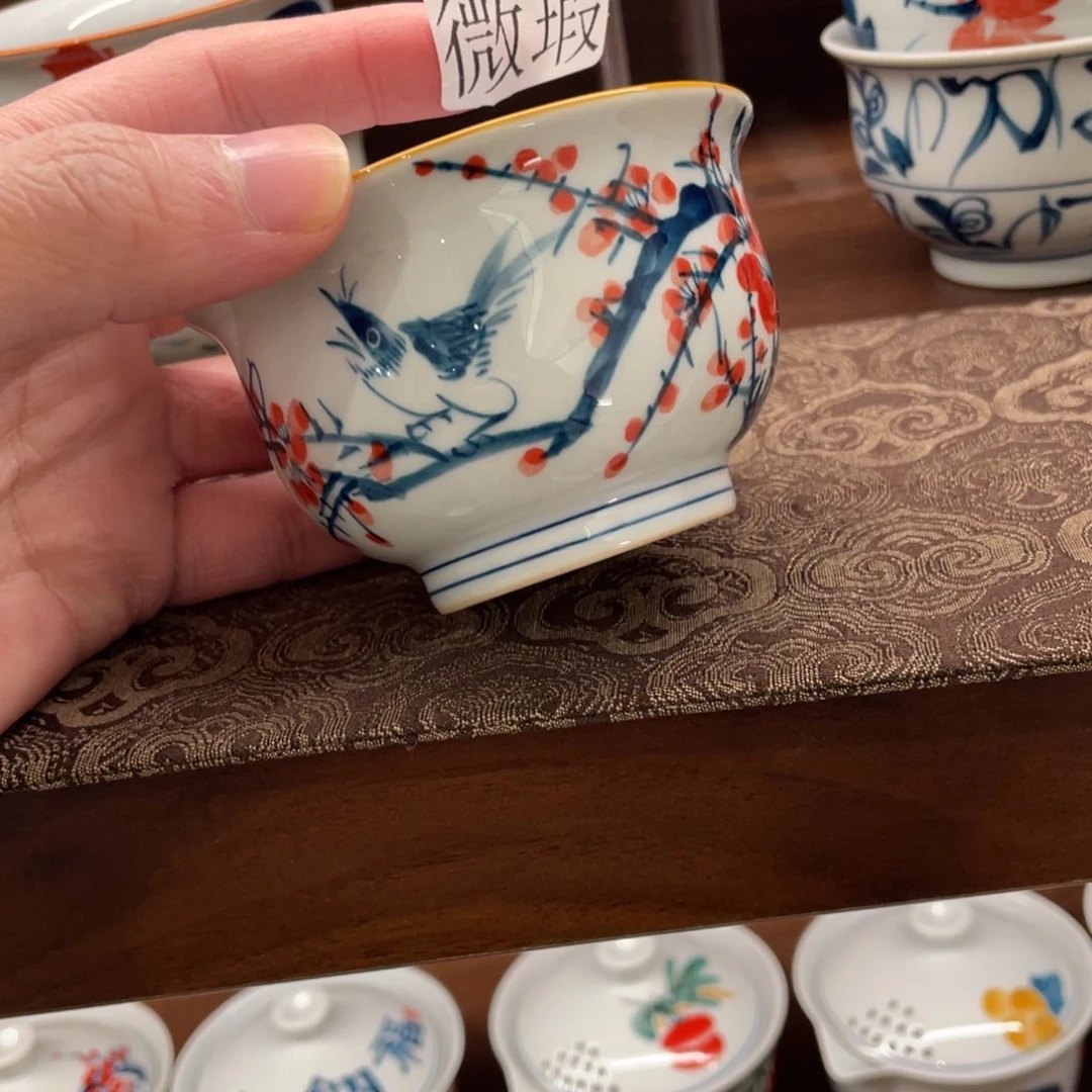 釉下手绘茶具微瑕