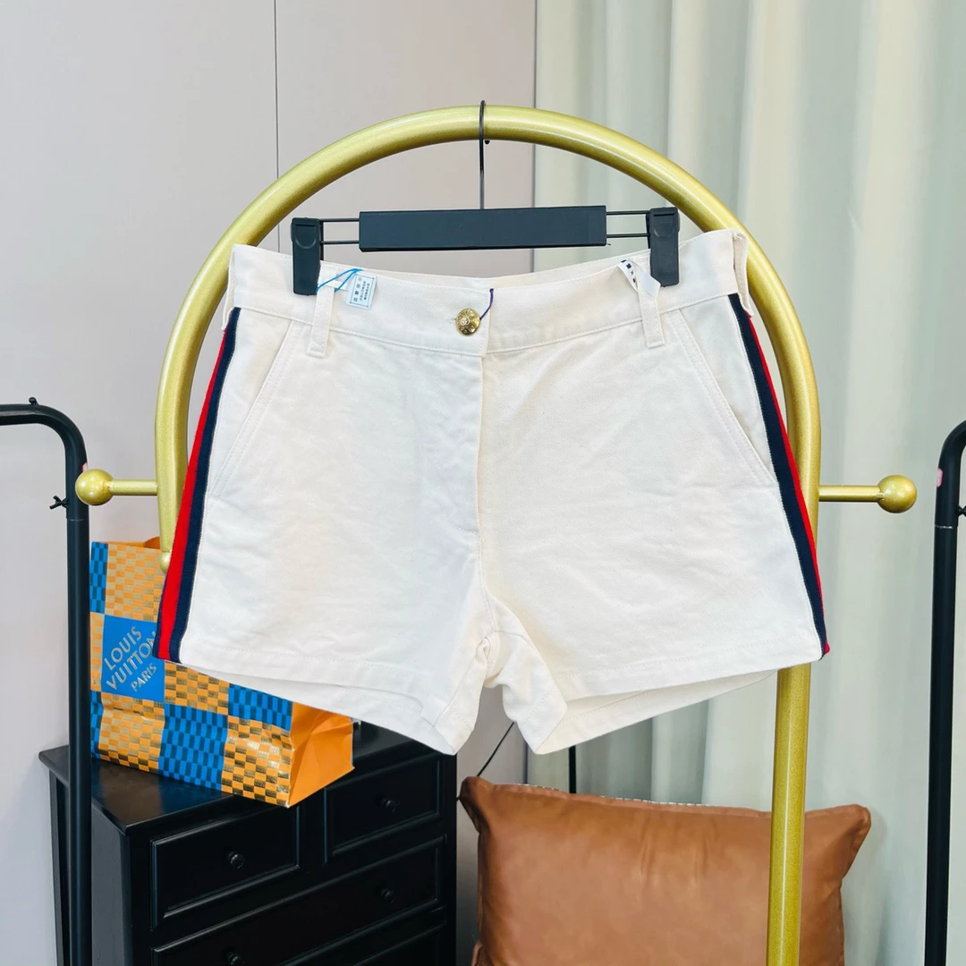 99新 GUCCI/古驰 白色背后皮标短裤 25码 99新