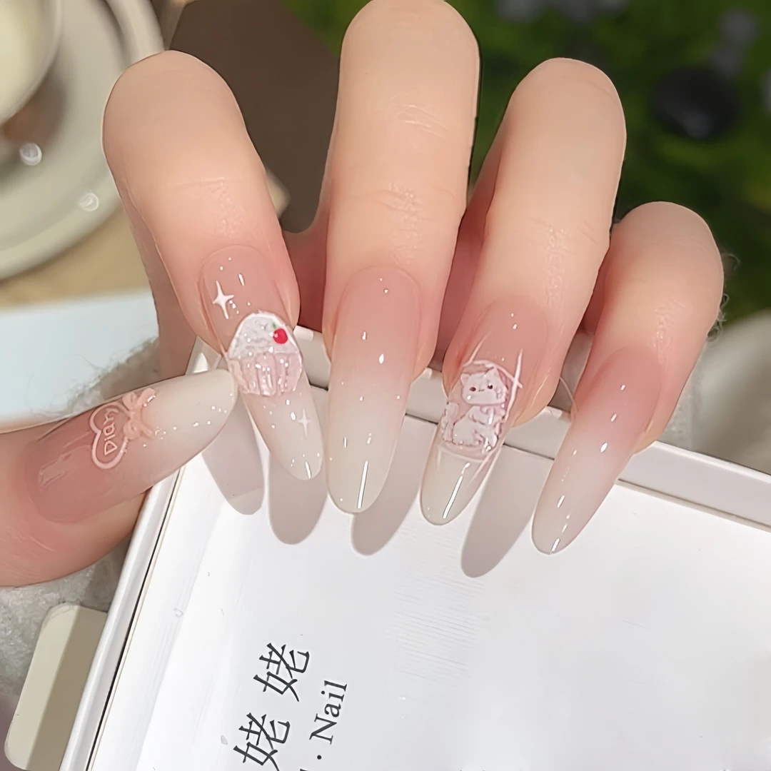 【蛋糕猫酪】Kull库姥姥轻奢手工纯欲可爱甜美穿戴美甲