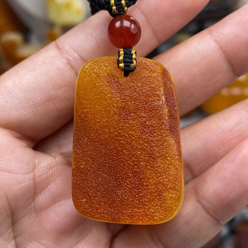 【闪购商品】琥珀颈饰未镶嵌