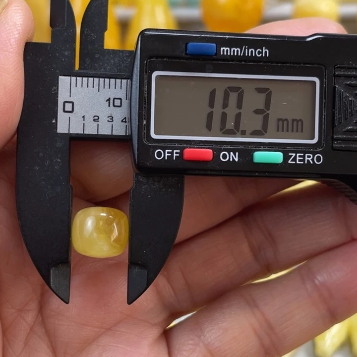 蜜蜡未镶嵌裸石59杂