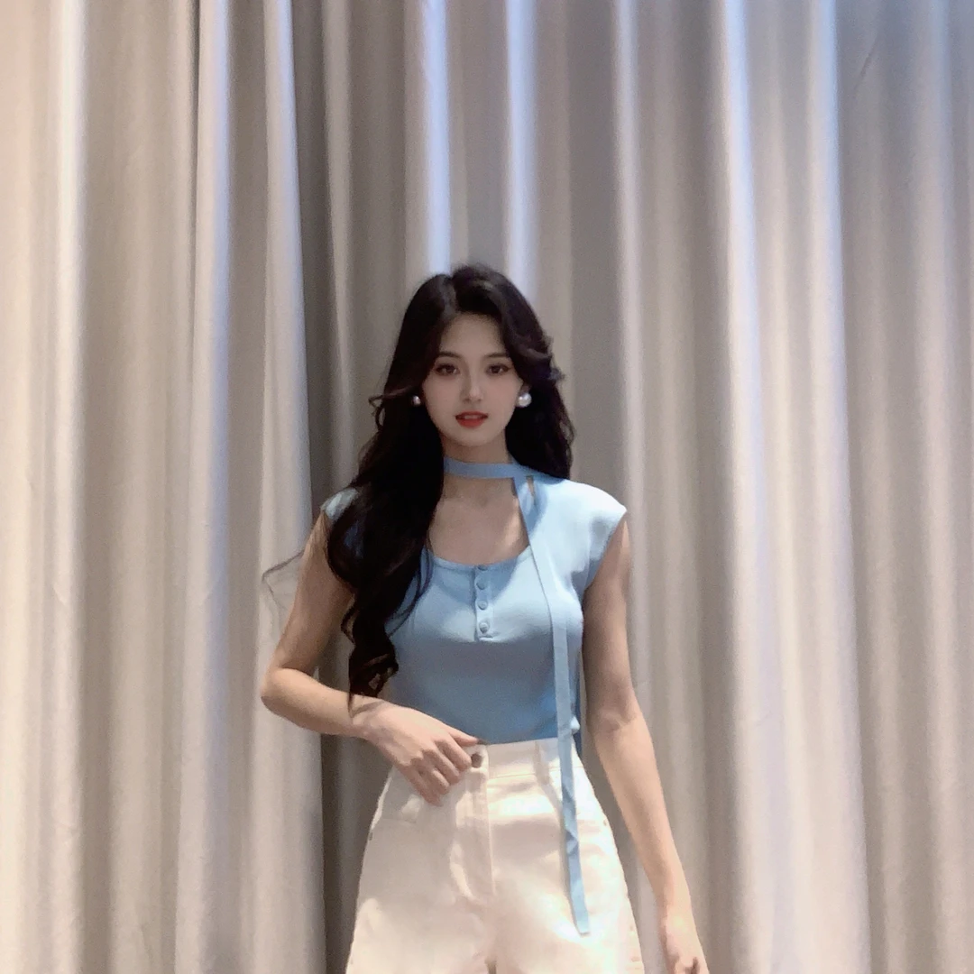 IEF/爱依服2025夏季新款通勤精致女人味温柔风女毛织上衣流光风