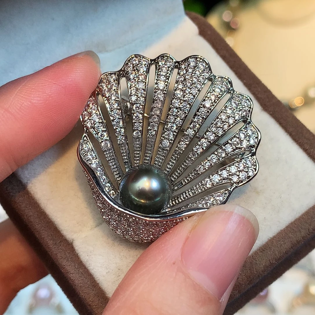 银S925镶嵌胸针海水珍珠