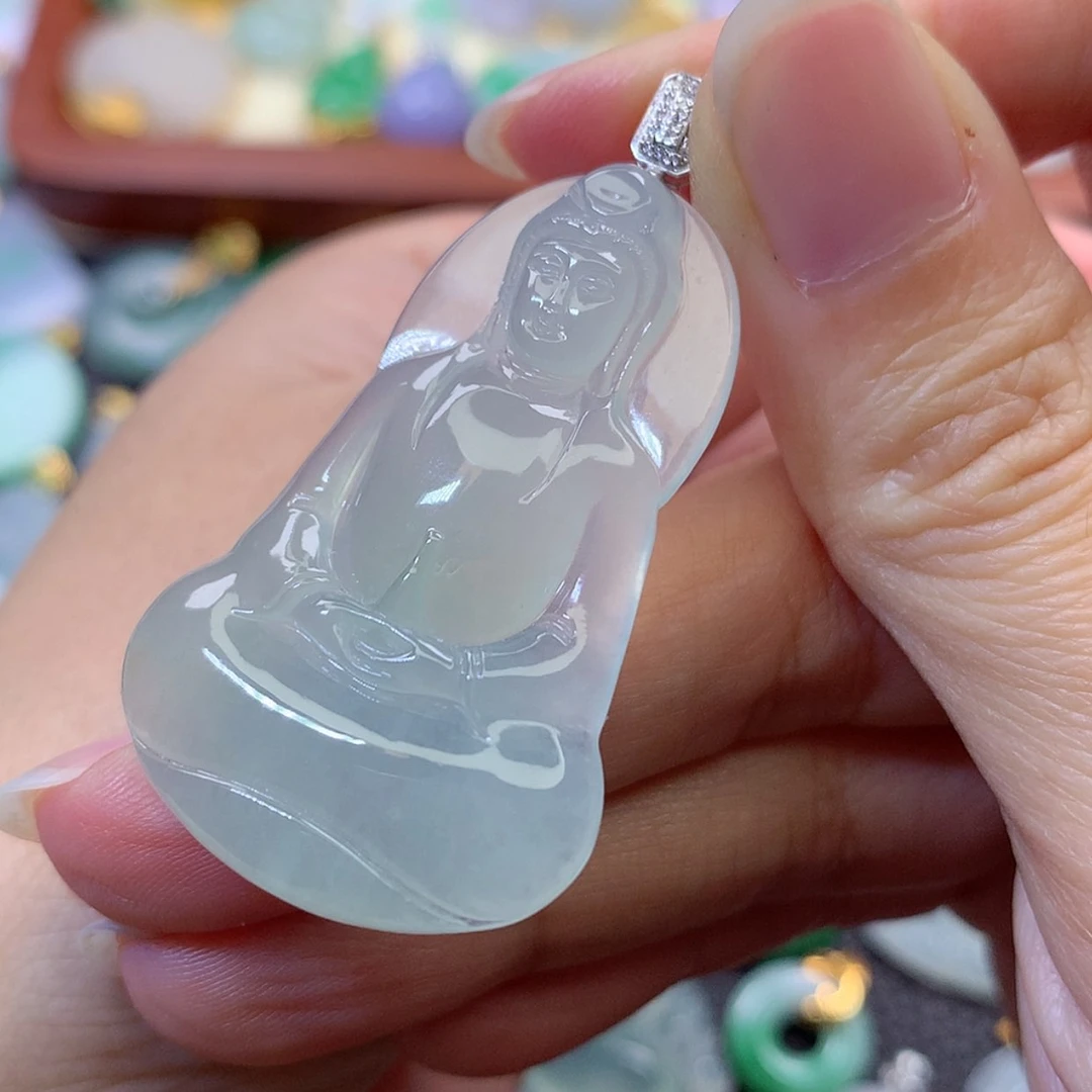 【闪购商品】吊坠(赠链)18K金镶嵌翡翠