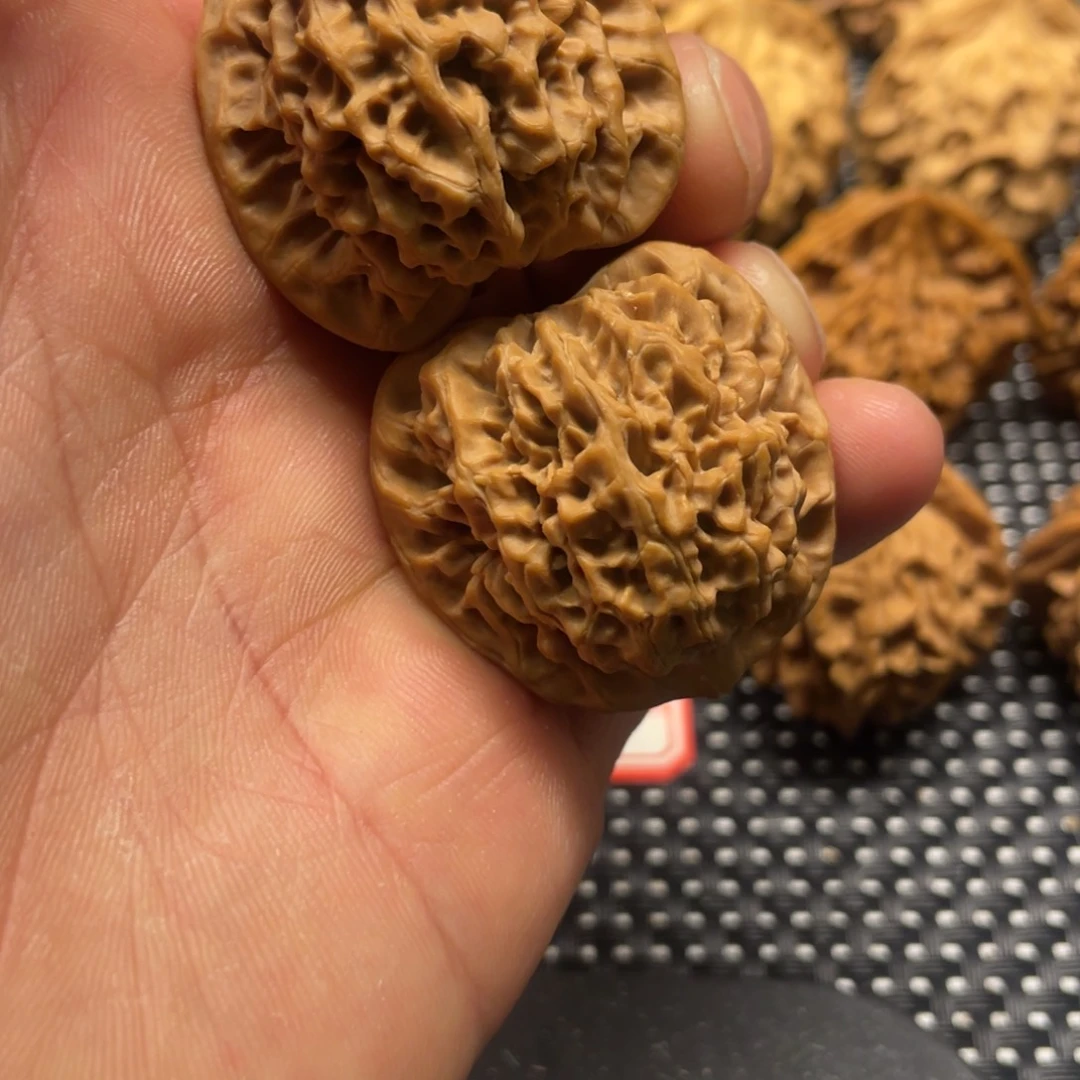 秦岭小王文玩核桃