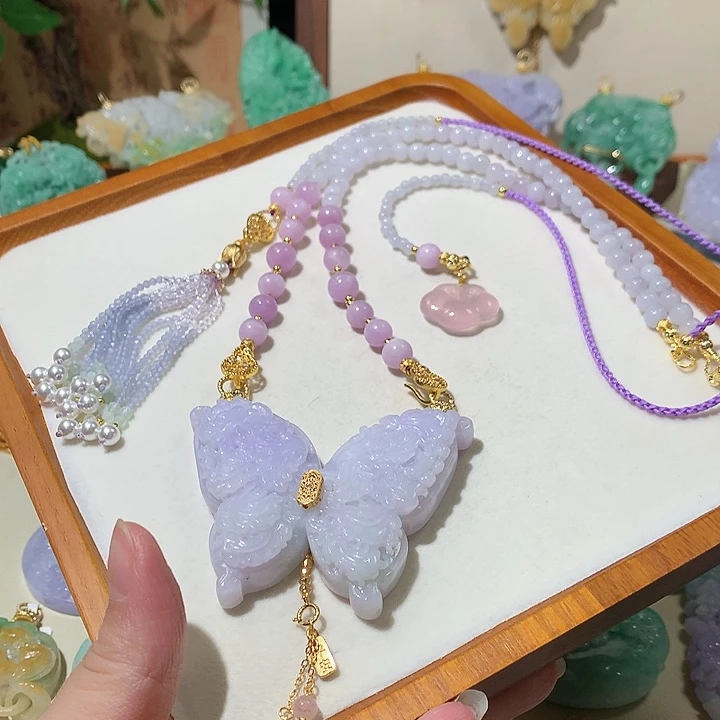 翡翠未镶嵌颈饰翡翠吊坠