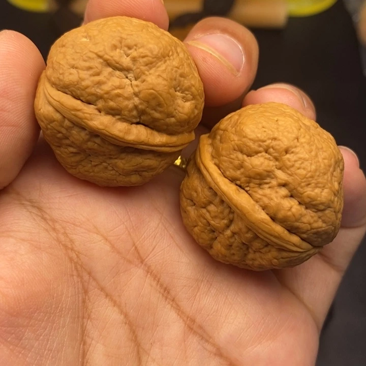 文玩核桃把件34尺肌肉蛙