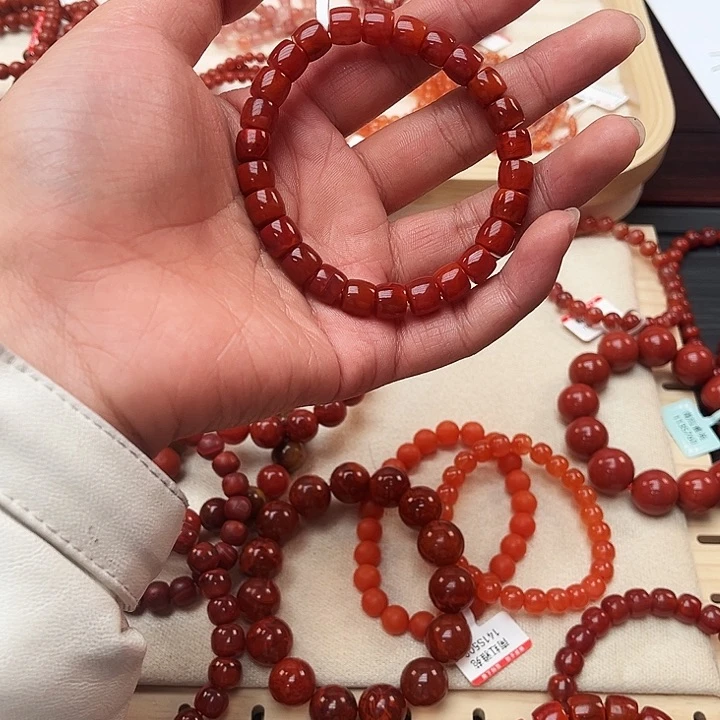 南红玛瑙手串合金