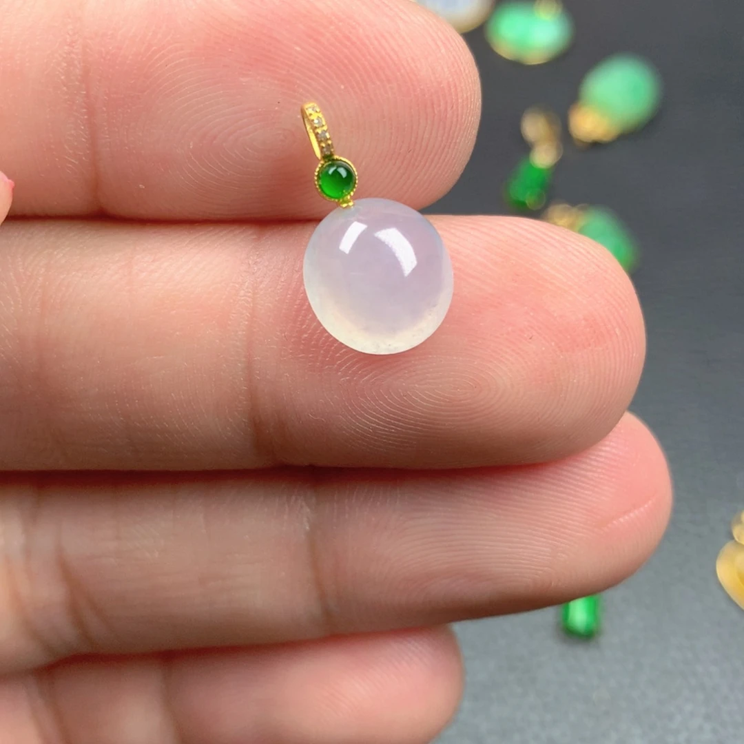 【闪购商品】颈饰18K金镶嵌翡翠翡翠