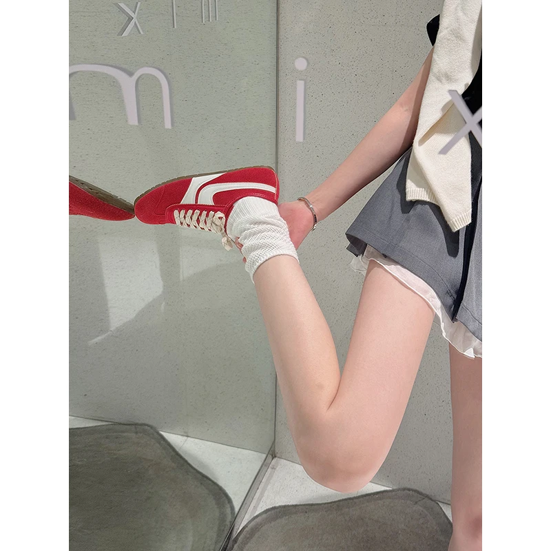 美式女休闲马拉松德训鞋2025新款运动鞋复古小众低帮平底阿甘鞋