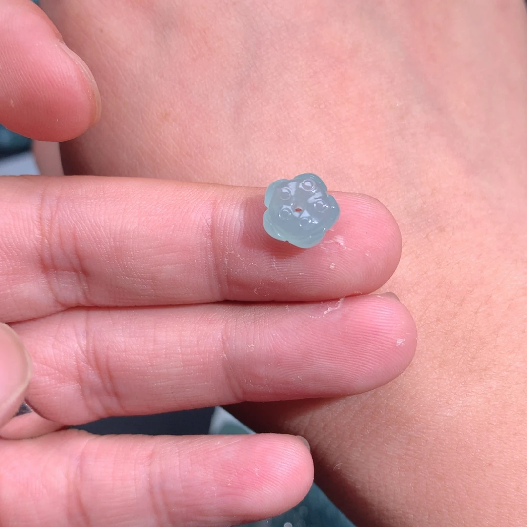 鸡***狮定制翡翠未镶嵌8888