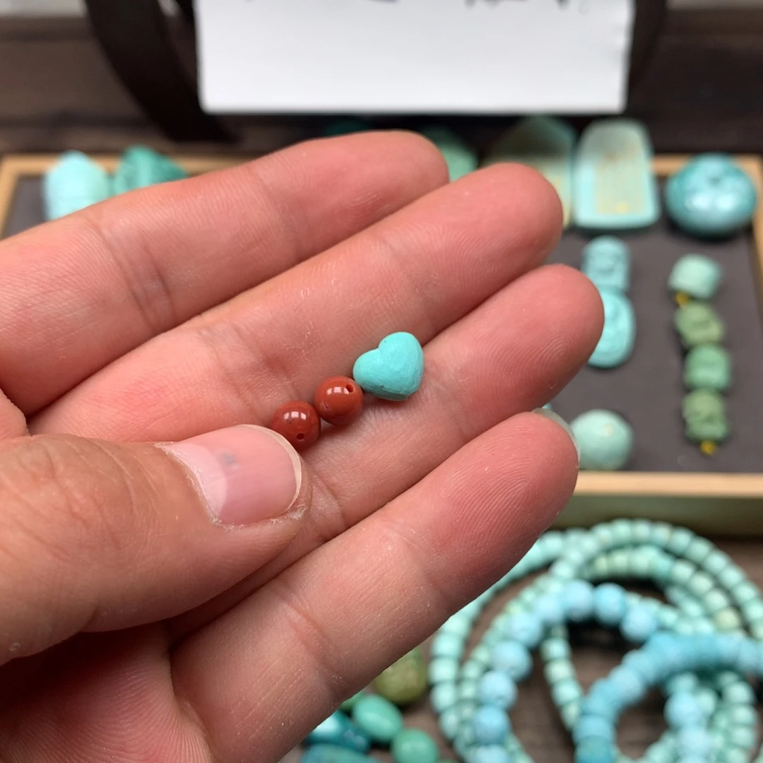 南红玛瑙雕刻未镶嵌
