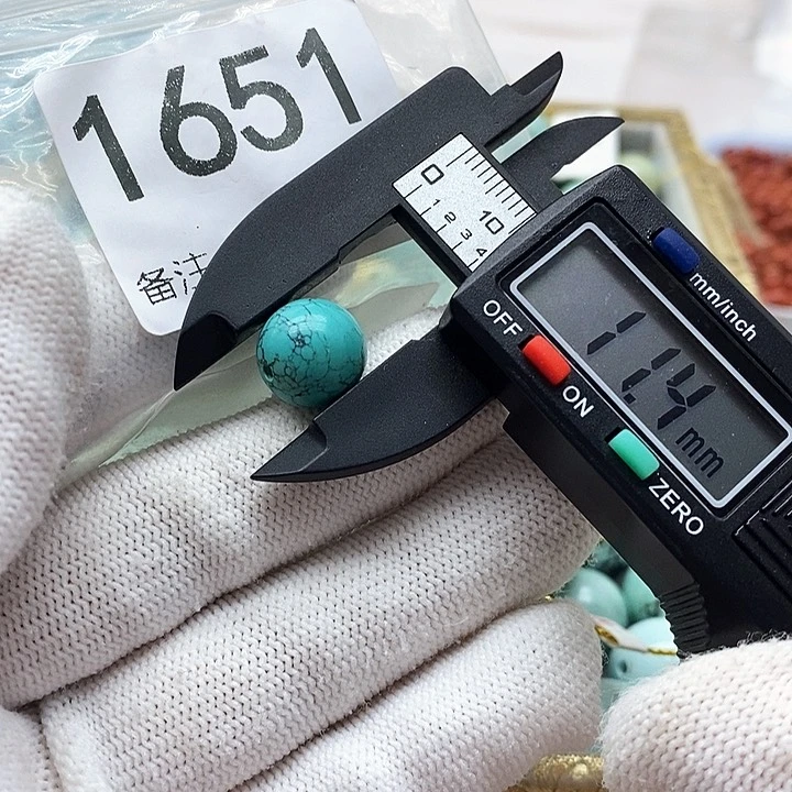 颈饰未镶嵌南红玛瑙