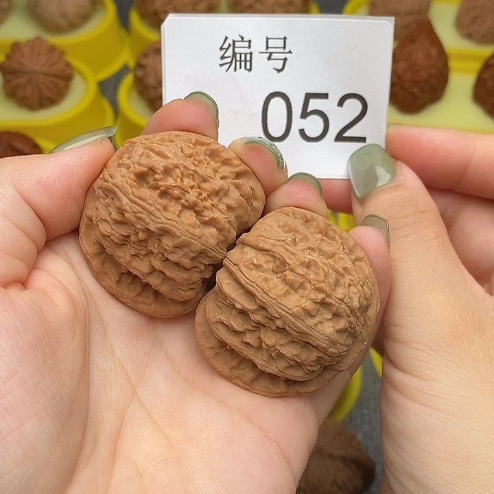 核桃052白狮子40尺全品