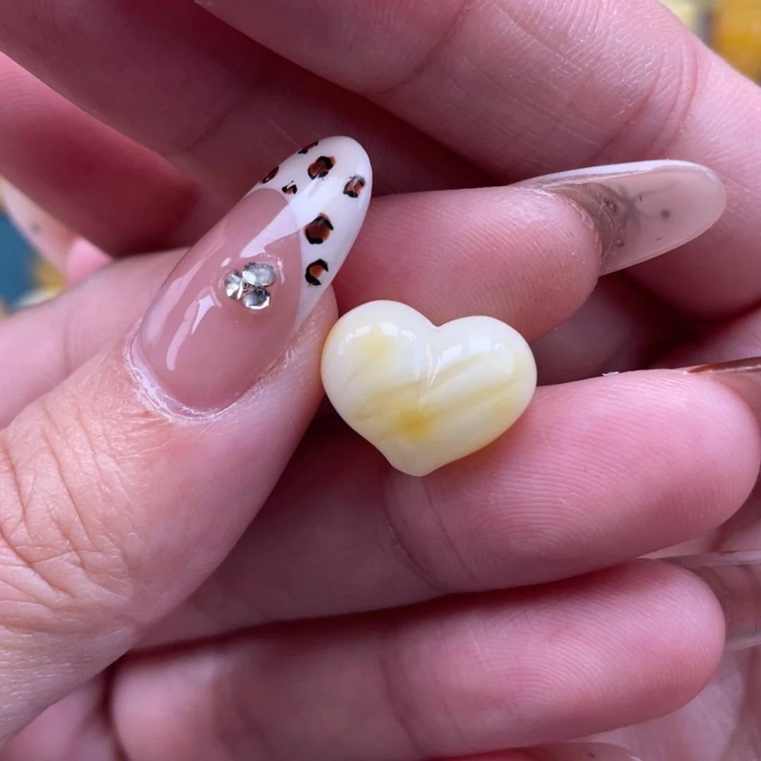 裸石琥珀未镶嵌蜜蜡