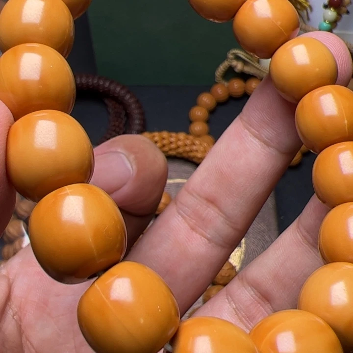 猴头核桃吊坠啦啦啦