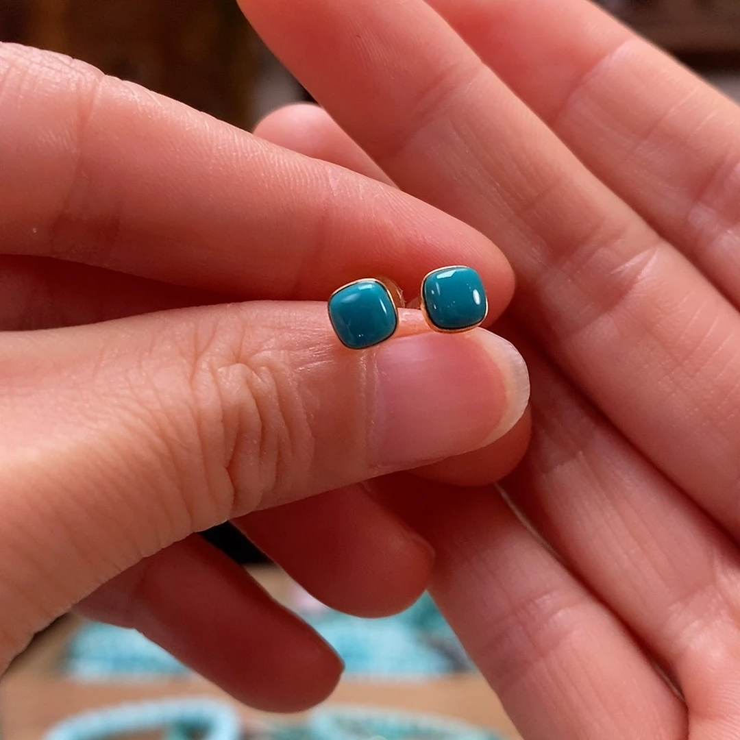 18K金镶嵌绿松石珠宝奇石