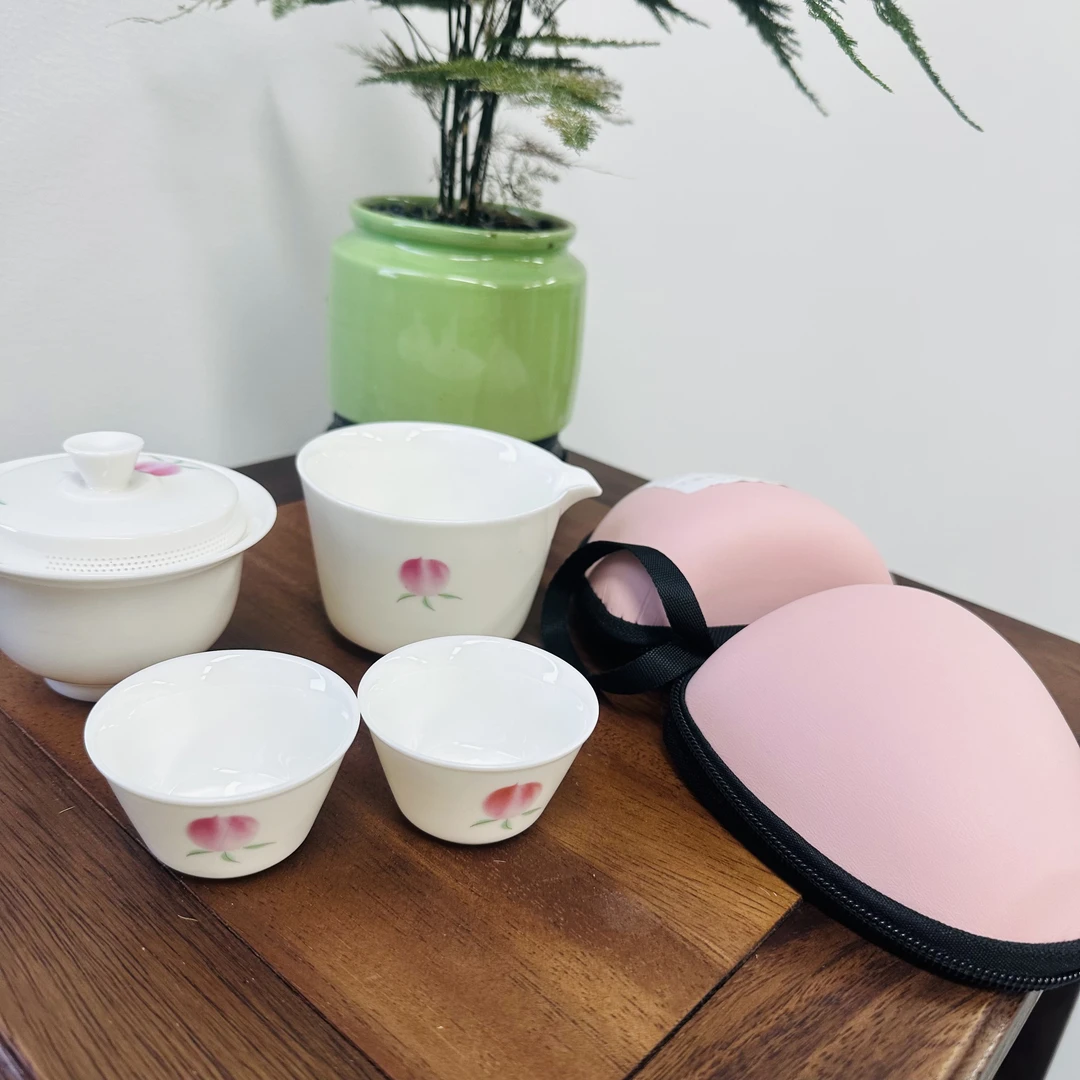 【闪购链接】白瓷小桃子 一壶两杯 旅行套67 是