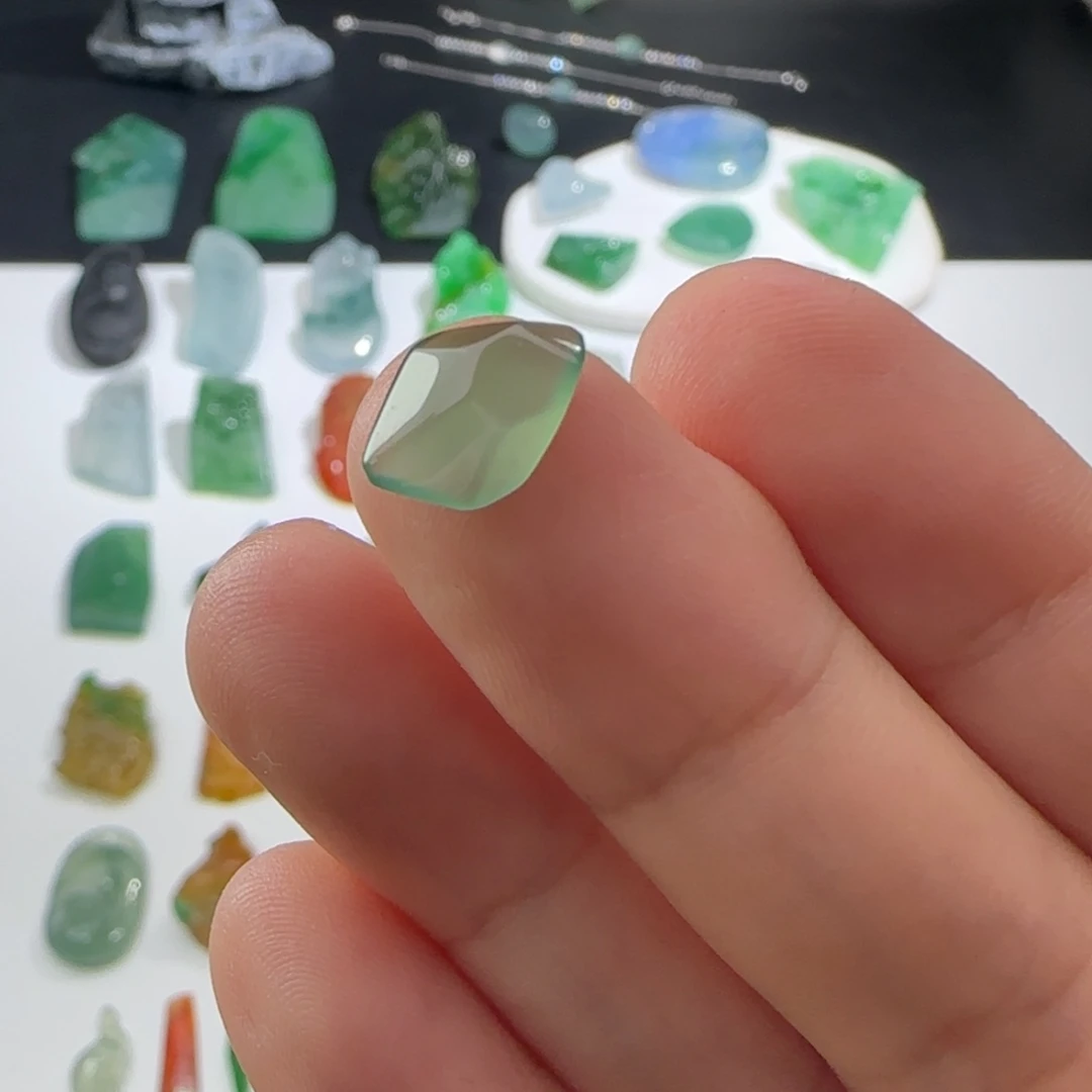 定制翡翠未镶嵌材料