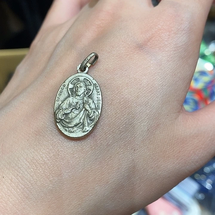 莉****中古香水沐浴露持久留香