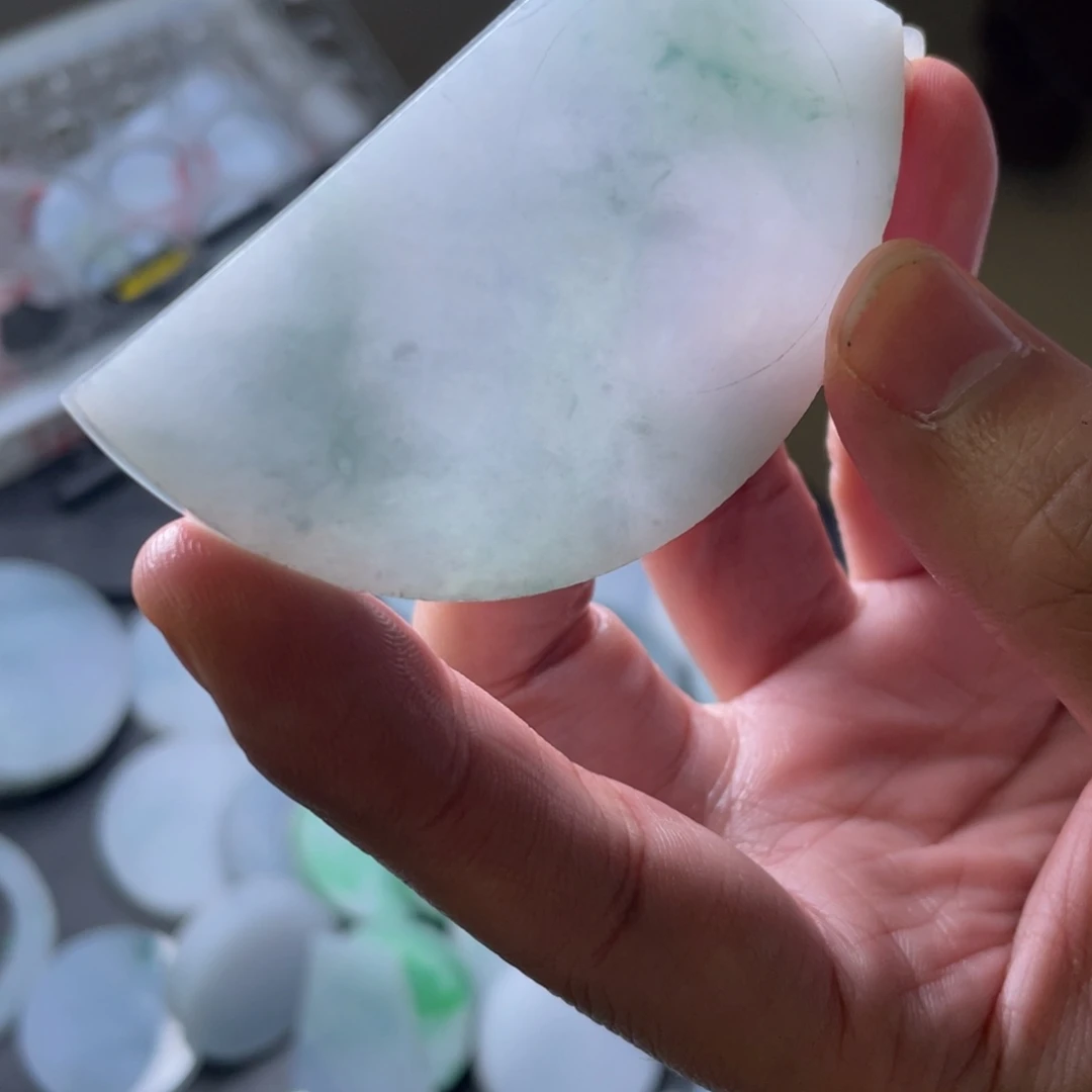 未镶嵌定制翡翠