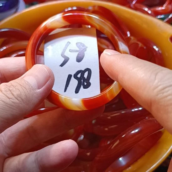 手镯玛瑙/玉髓未镶嵌