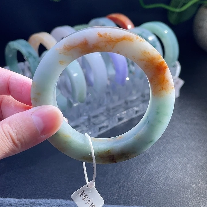 定制翡翠未镶嵌翡翠手镯