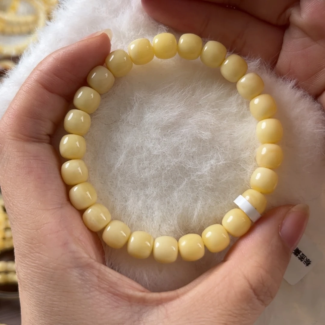 蜜蜡裸石未镶嵌蜜蜡