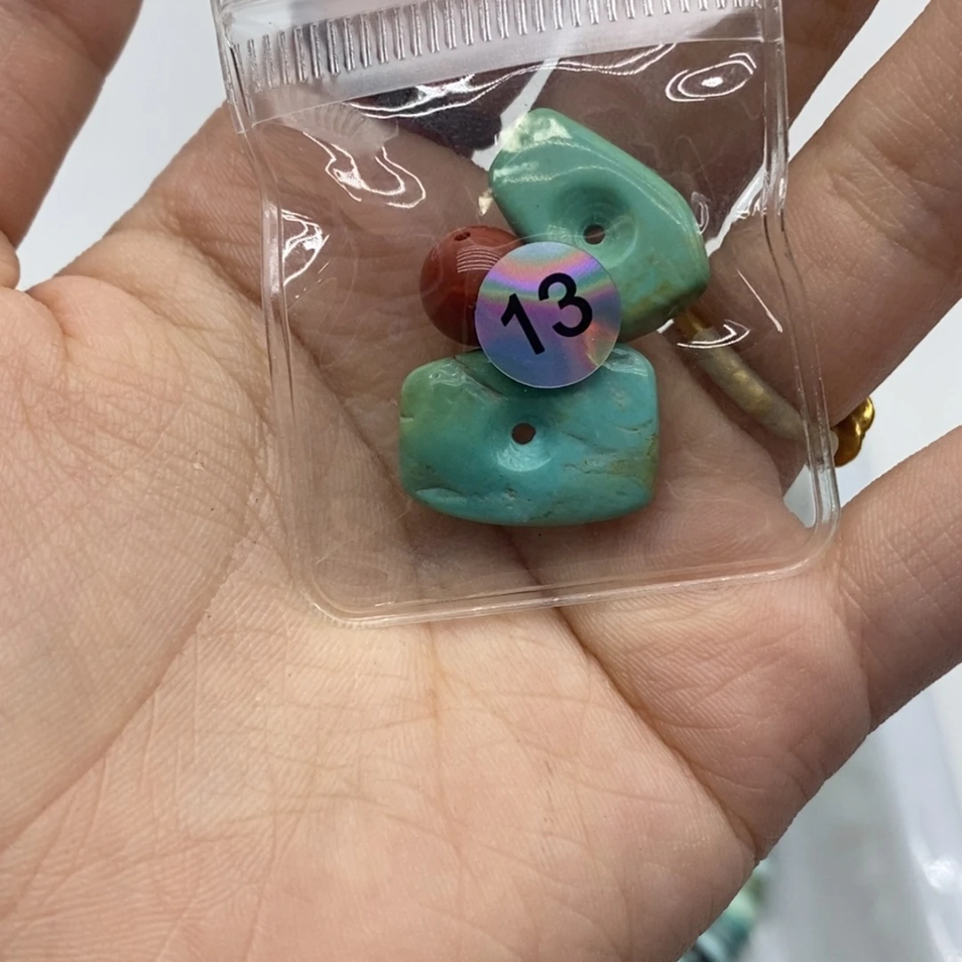 浅***.南红玛瑙未镶嵌珠宝奇石