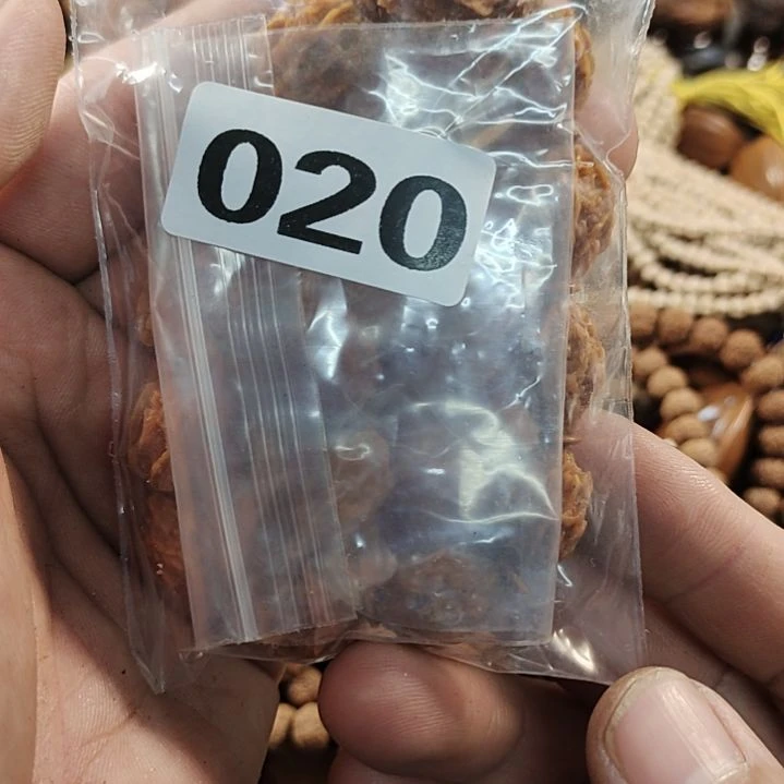 文玩核桃吊坠人***丸文玩核桃