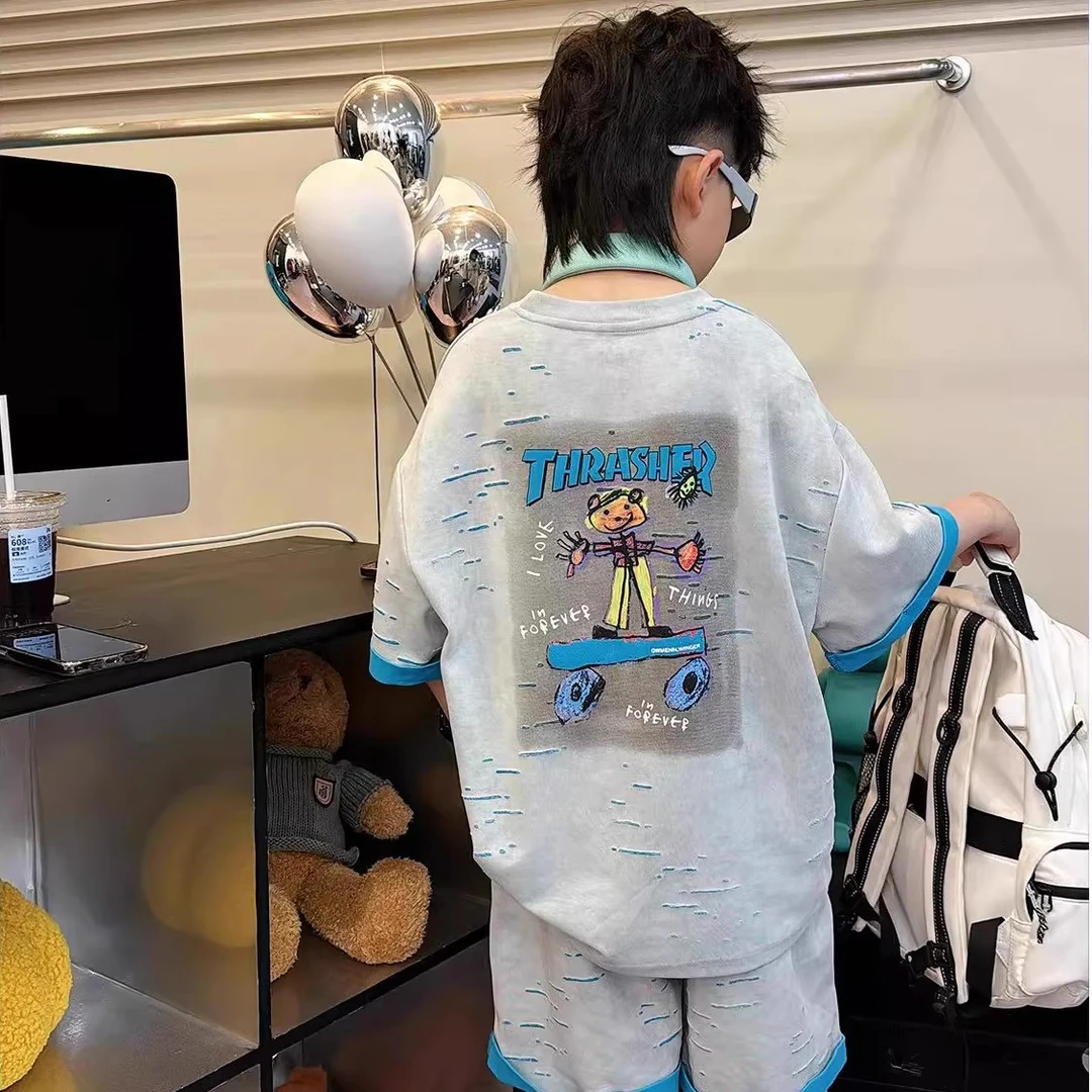 男童夏季短袖套装2025新款中大童后背滑板鞋印花上衣短裤两件套潮