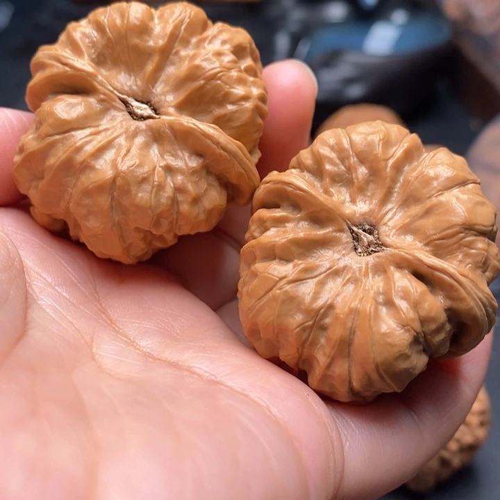 把件文玩核桃毕业肉蟾41边44肚子