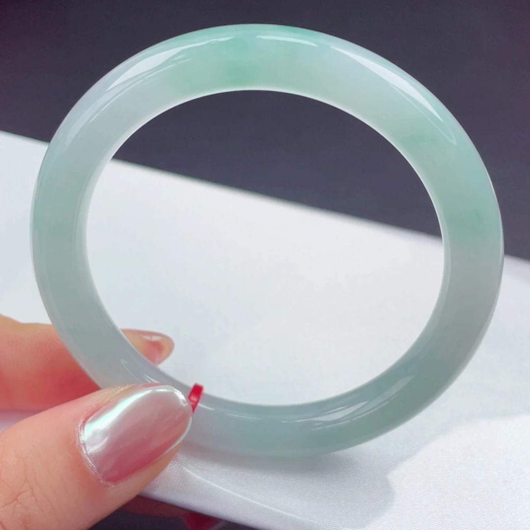 翡翠未镶嵌手镯53圆条