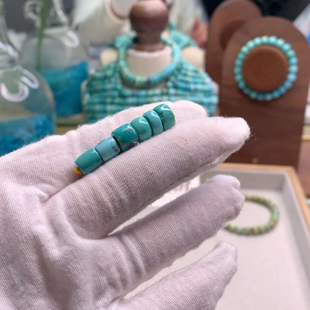 绿松石未镶嵌饰品