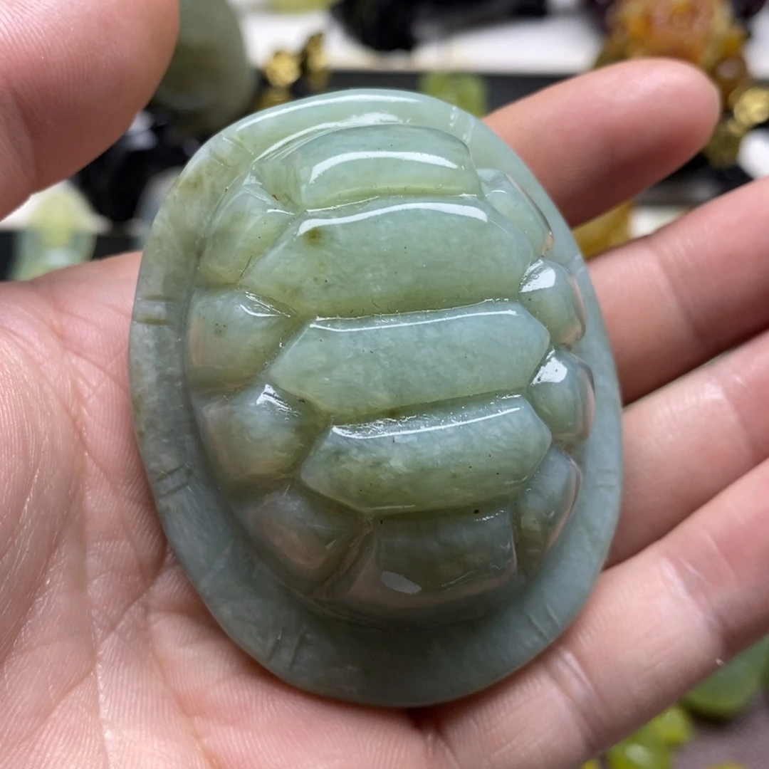 岫玉富甲手把未镶嵌