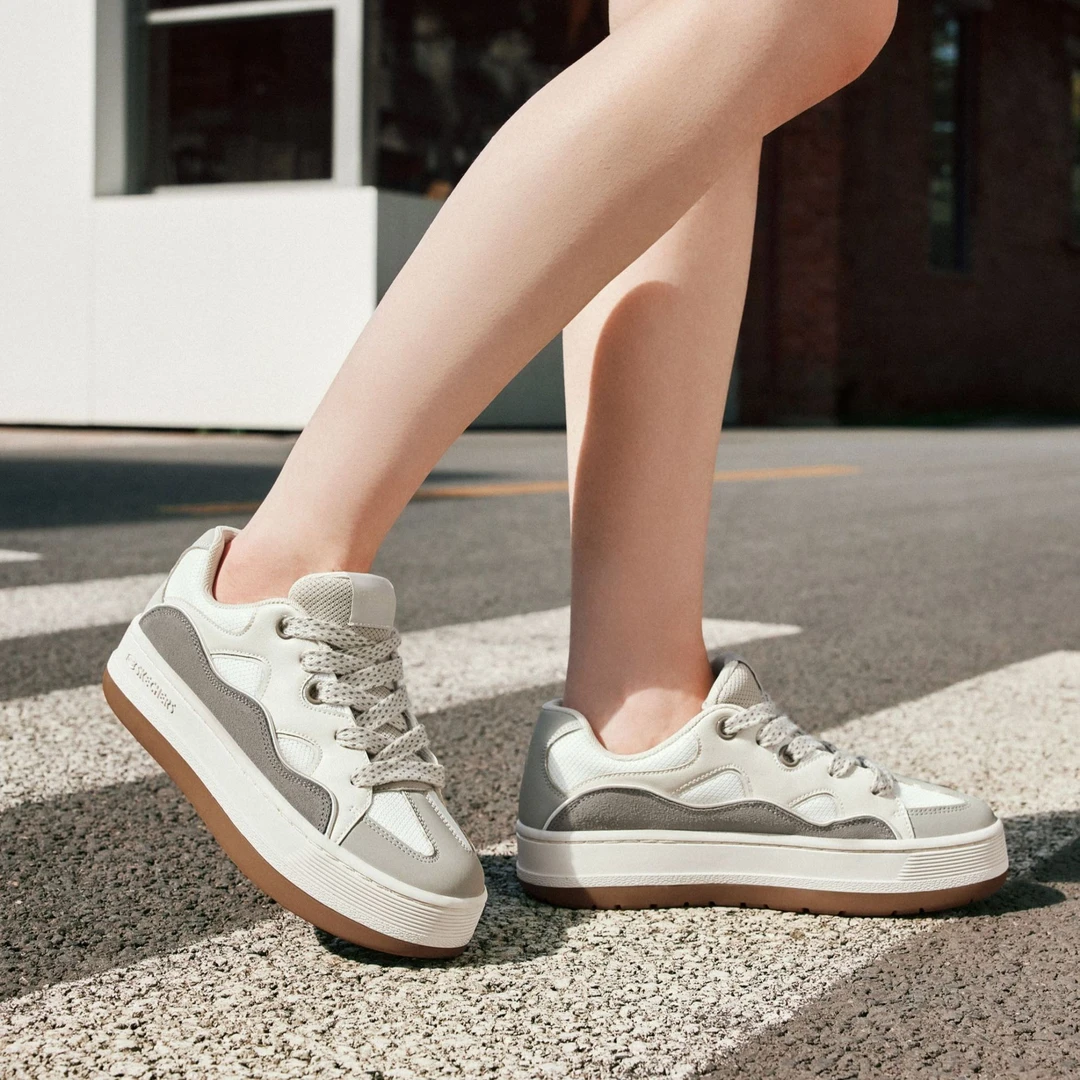 【斑斓面包鞋】秋冬季女款板鞋潮流百搭休闲运动透气轻182