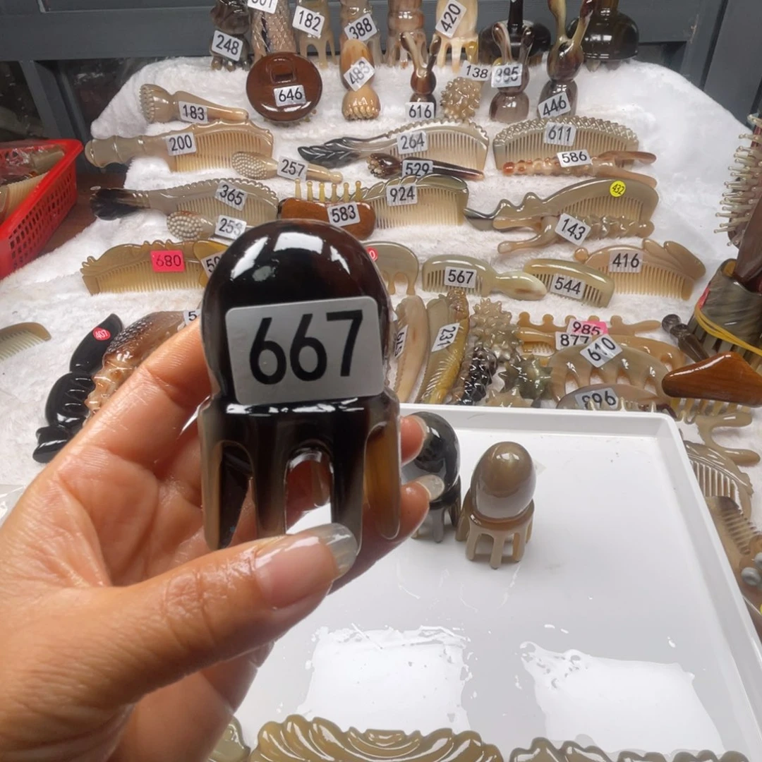 摸***萨牛角梳牛角福利款