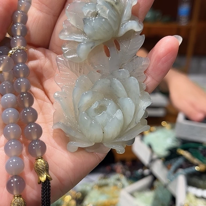 未镶嵌岫玉毛衣链