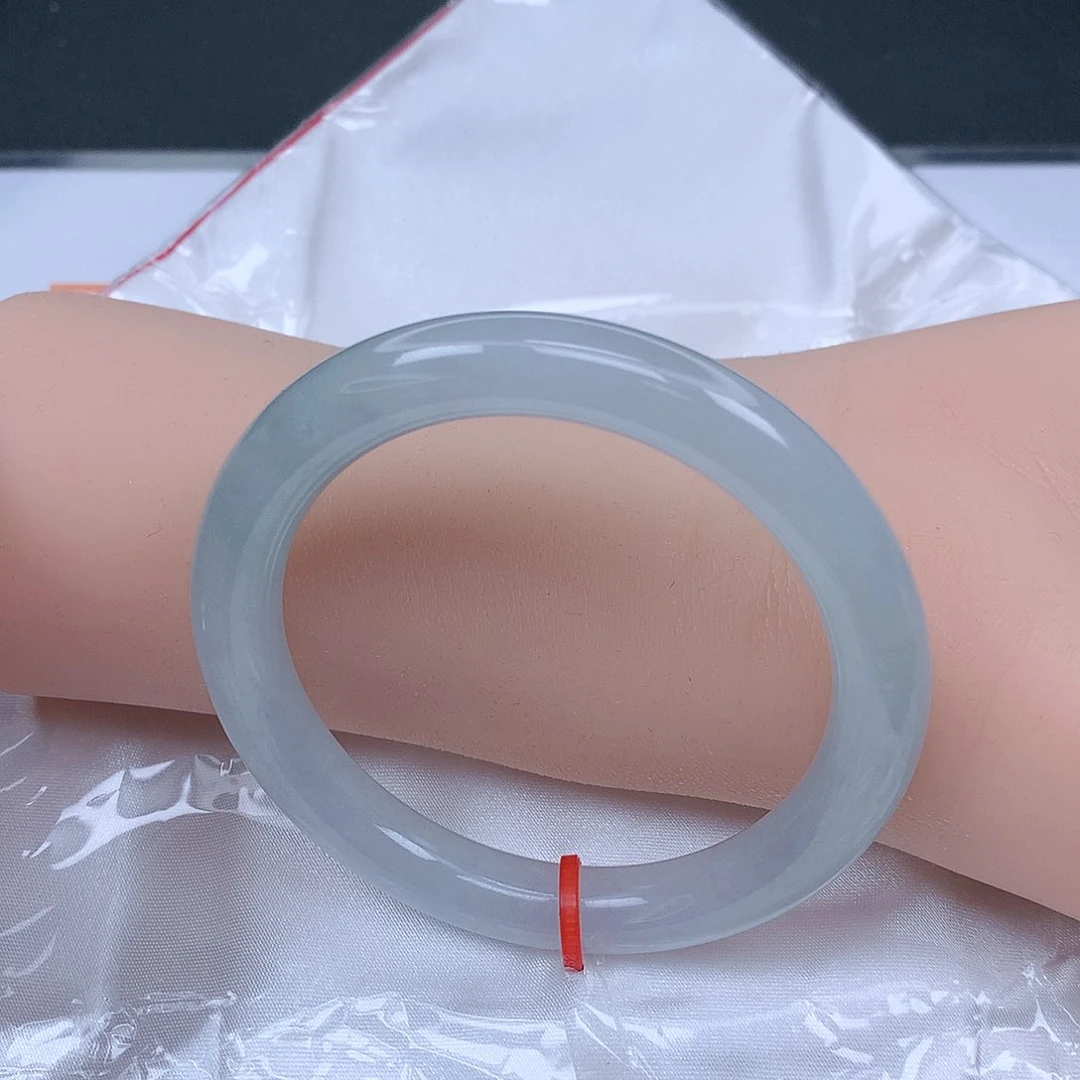 【闪购商品】未镶嵌手镯翡翠，52