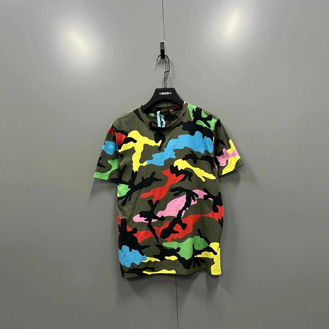 Valentino 华伦天奴 迷彩短袖 M码/95新/4500/无配件 fg206909