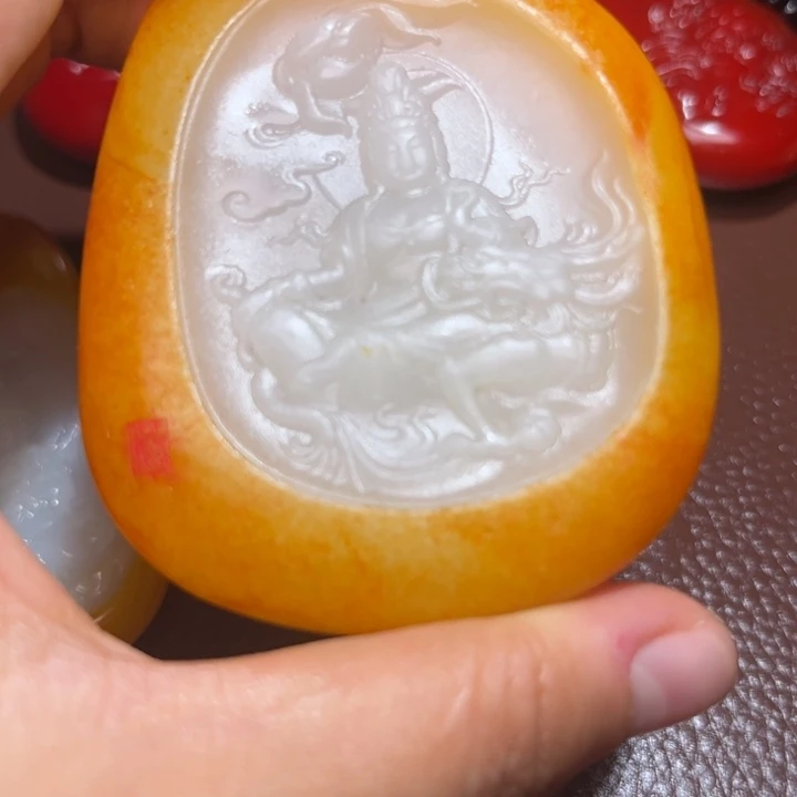 唐***空和田玉未镶嵌颈饰