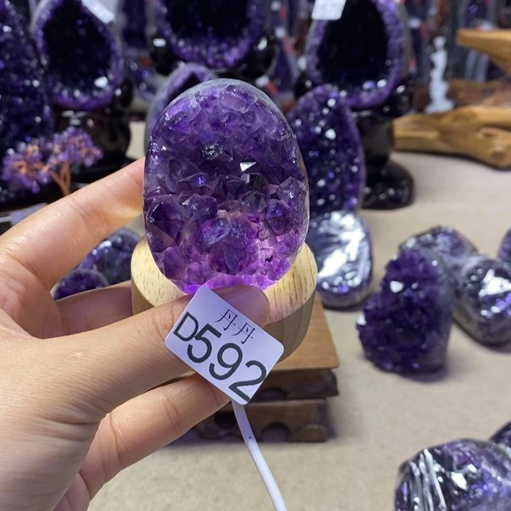 唯***玥未镶嵌大型摆件（非配饰）水晶