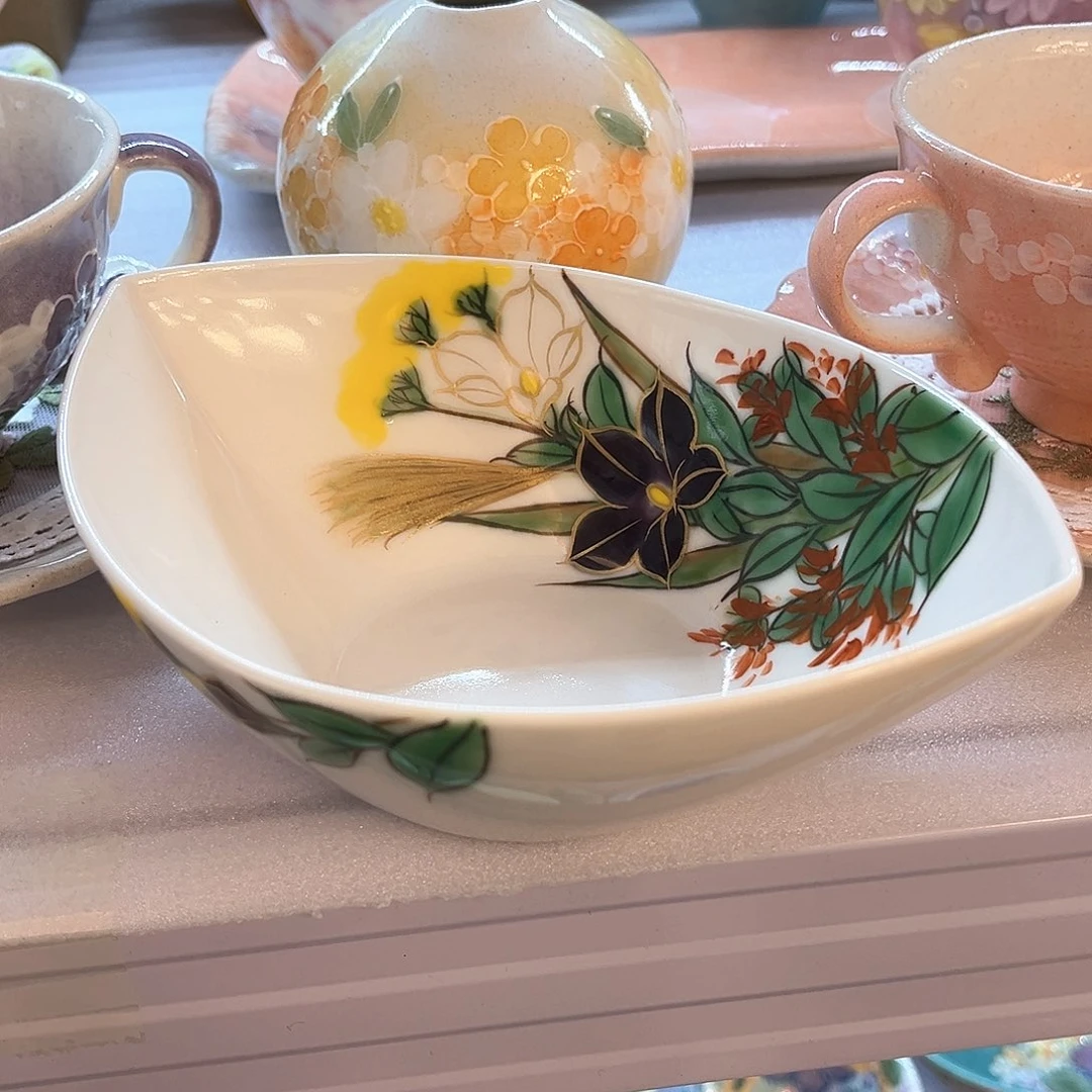 盖碗我在看书啊亲爱我好难受