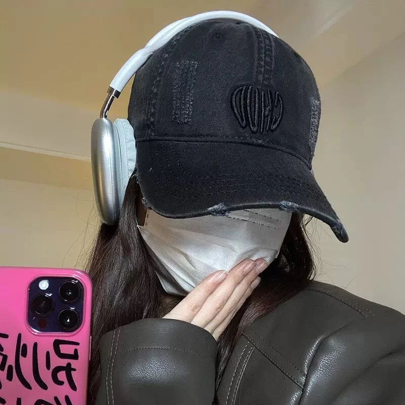 A419 时尚复古做旧破洞水洗字母棒球帽