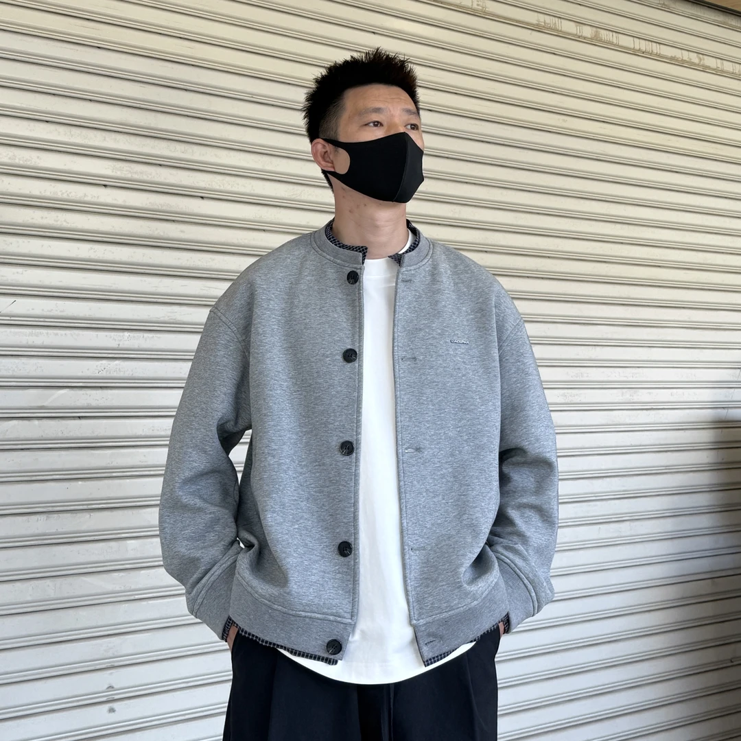 春秋男士假两件圆领宽松开衫外套单排扣橡筋下摆金属标时尚卫衣潮