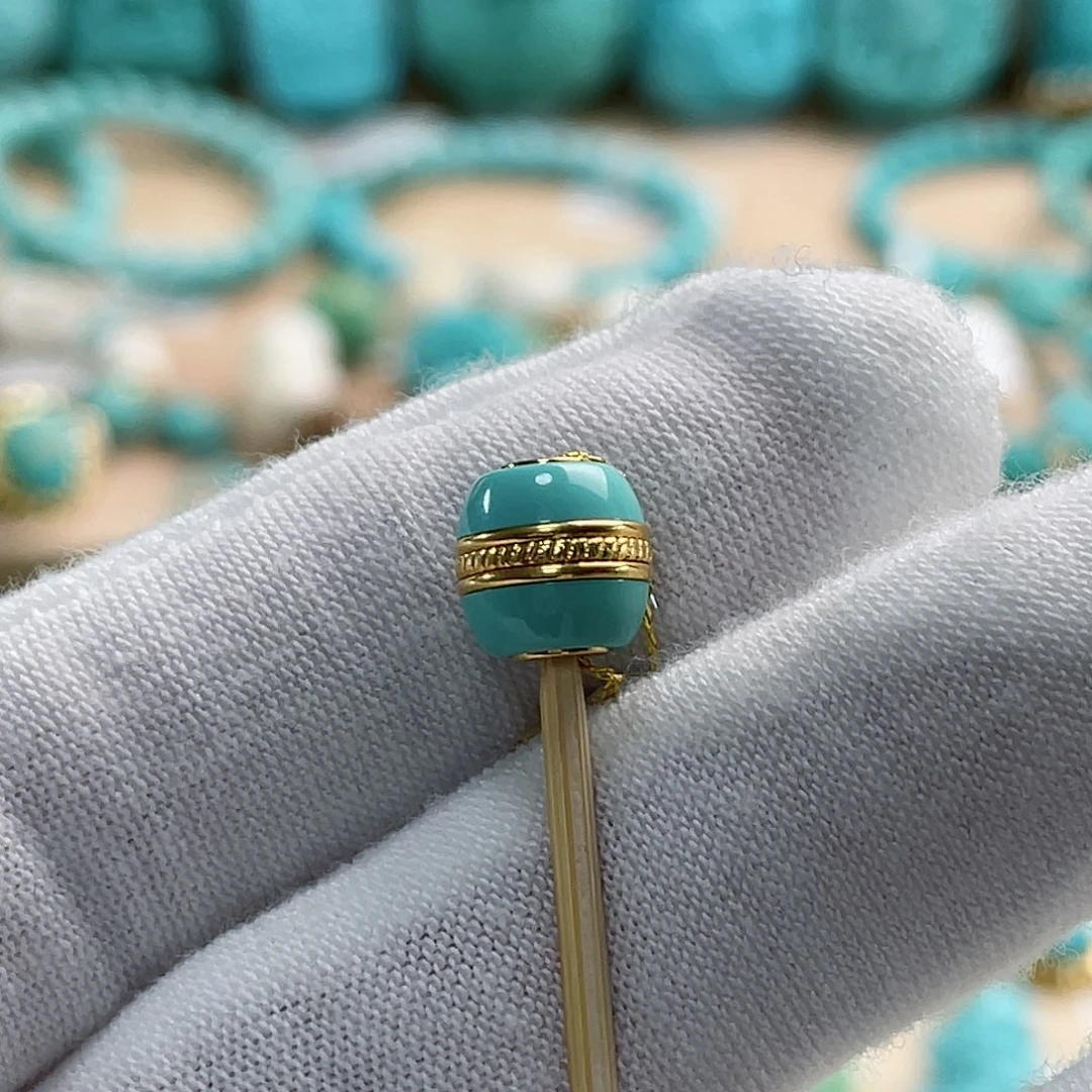 绿松石珠宝奇石18K金镶嵌M**a